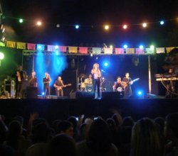 הקמה והשכרת במות לאירועים