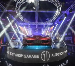 מתקן לתצוגת רכב