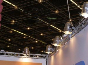 תאורה לביתנים